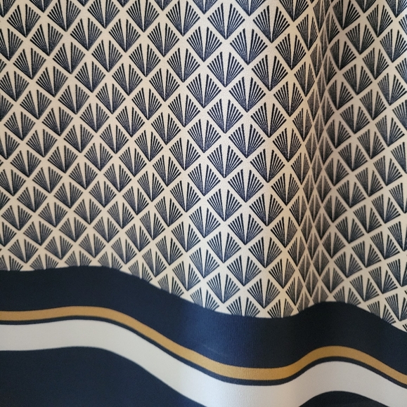 H&M Tank - Picture 2 of 3